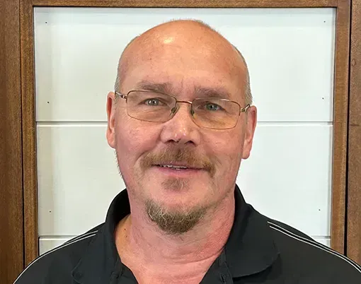 Paradigm lumber team 03 1920w